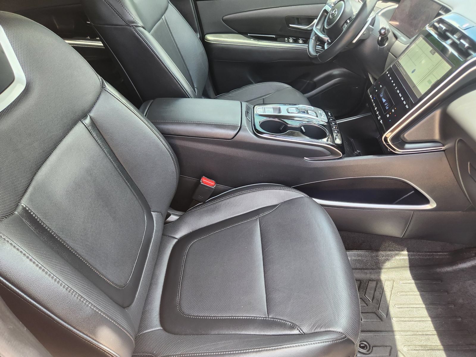 Used 2024 Hyundai Tucson Limited FWD image 14