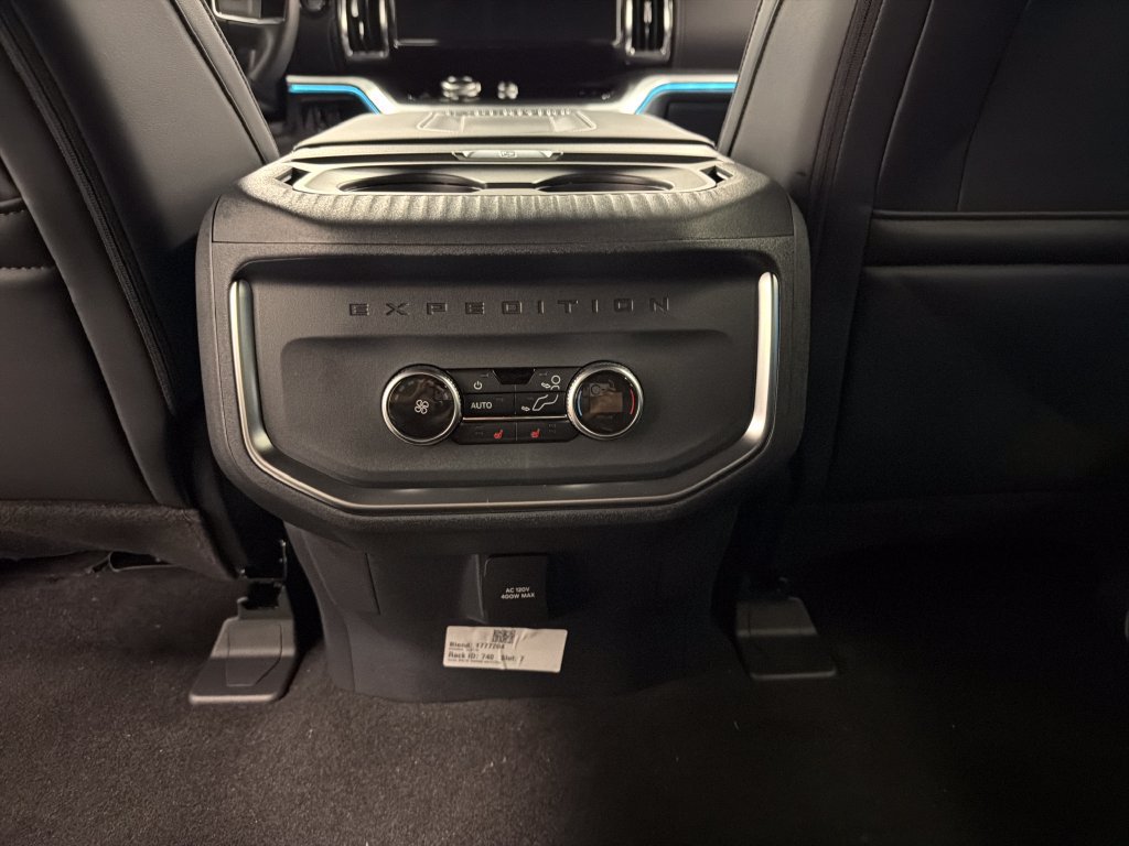 New 2027 Ford Expedition Max Platinum w/ Stealth Performance Package AWD/4WD image 14