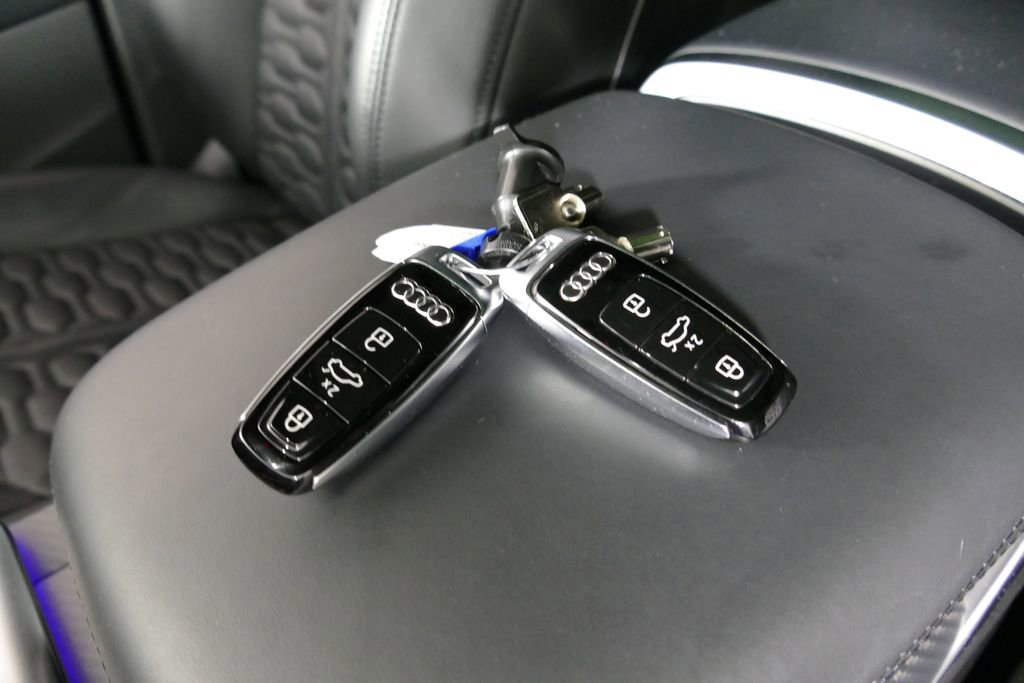 Used 2023 Audi RS Q8 image 22