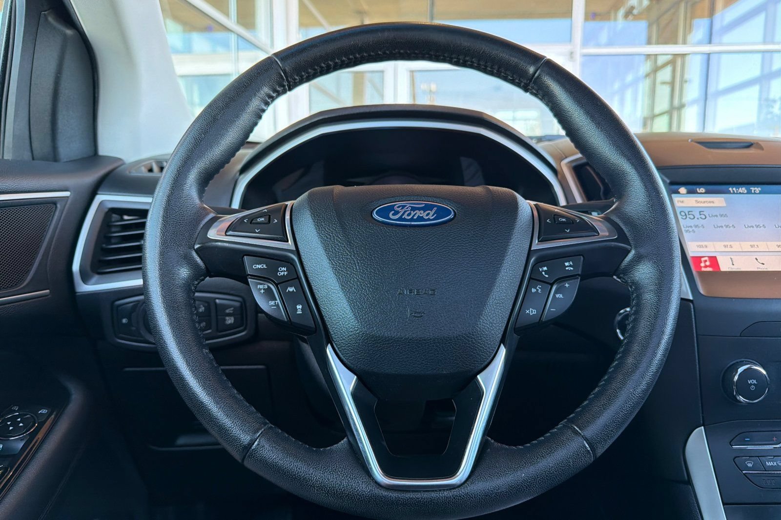 Used 2019 Ford Edge SEL w/ Equipment Group 201A FWD image 25