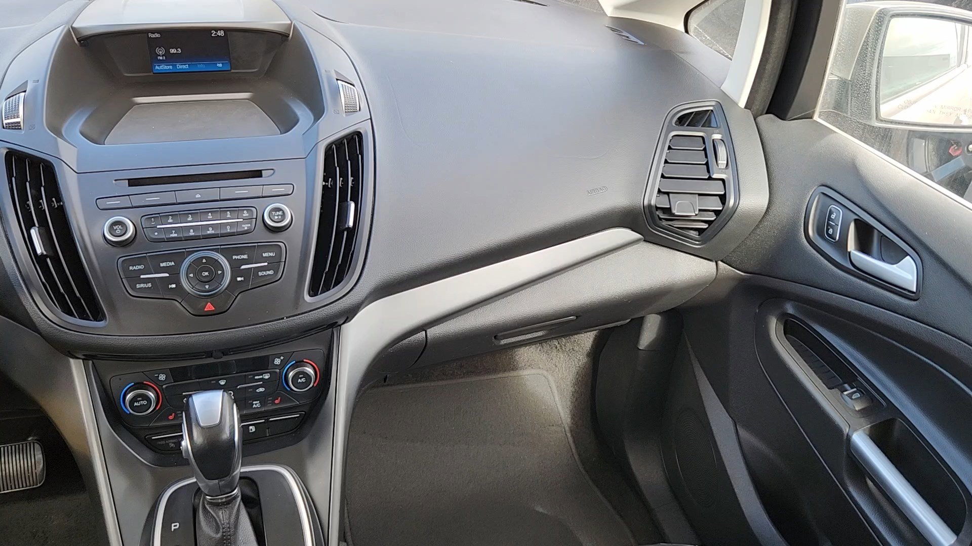 Used 2017 Ford C-MAX Energi SE w/ Equipment Group 402A image 6