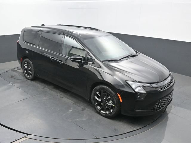 New 2027 Chrysler Pacifica Limited FWD image 50