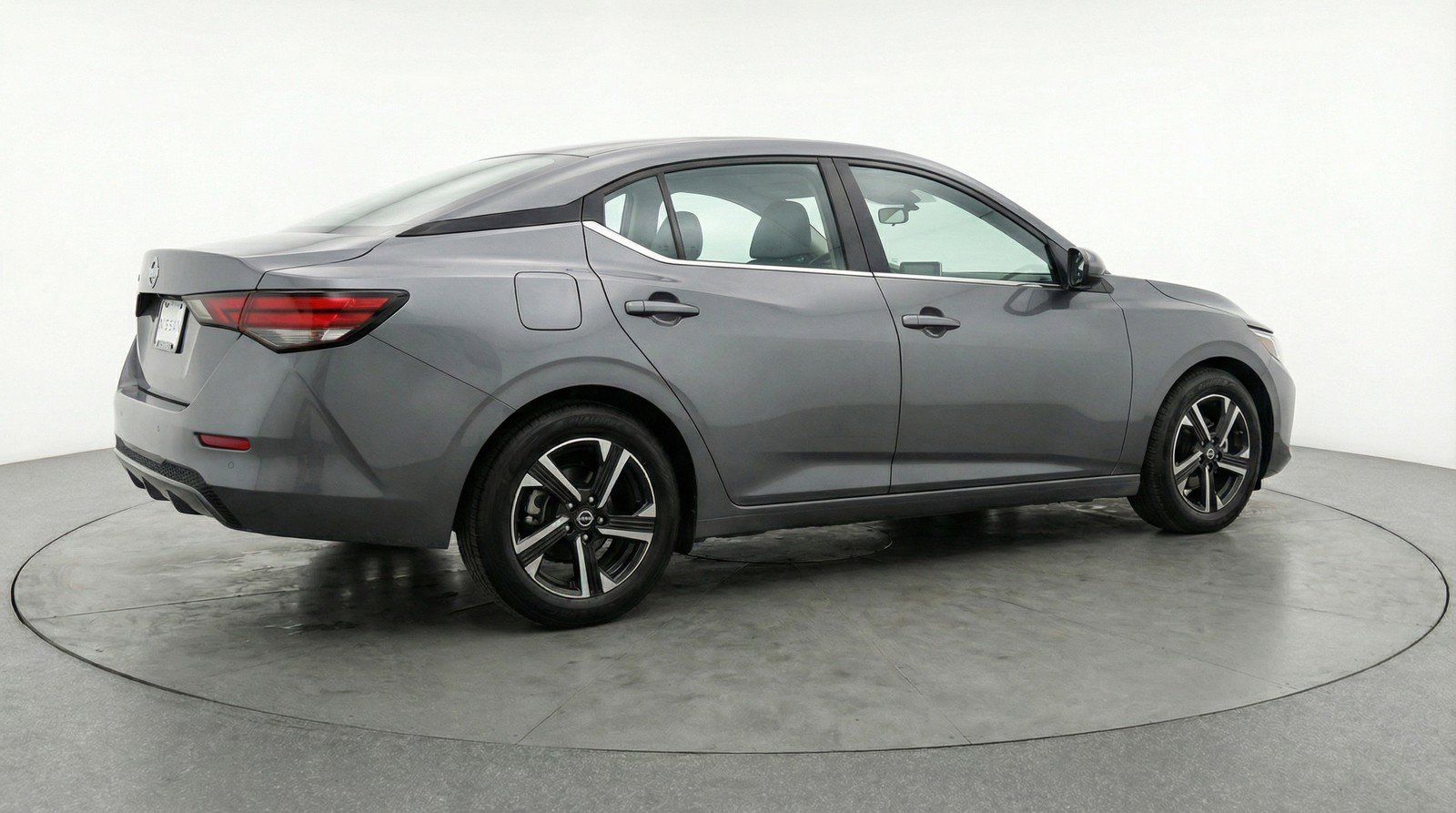 Used 2025 Nissan Sentra SV FWD image 7