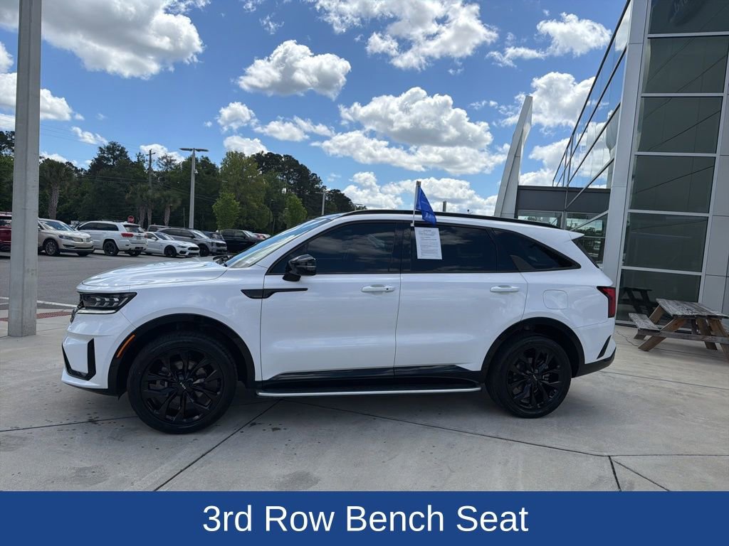 Used 2023 Kia Sorento SX image 4