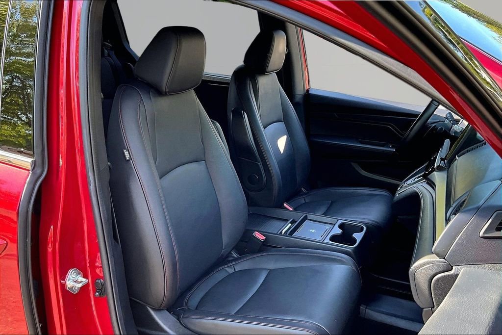 Used 2025 Honda Odyssey Sport-L image 23