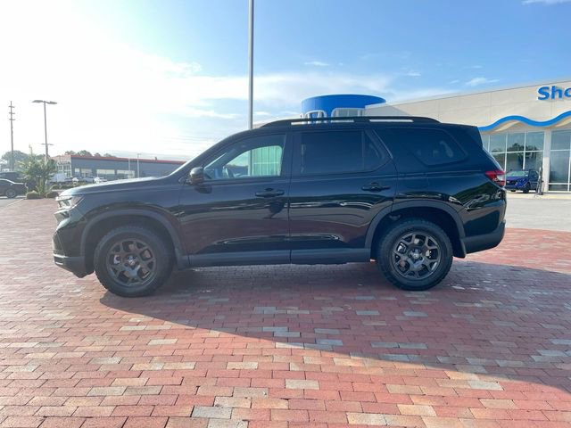 Certified 2025 Honda Pilot TrailSport image 33