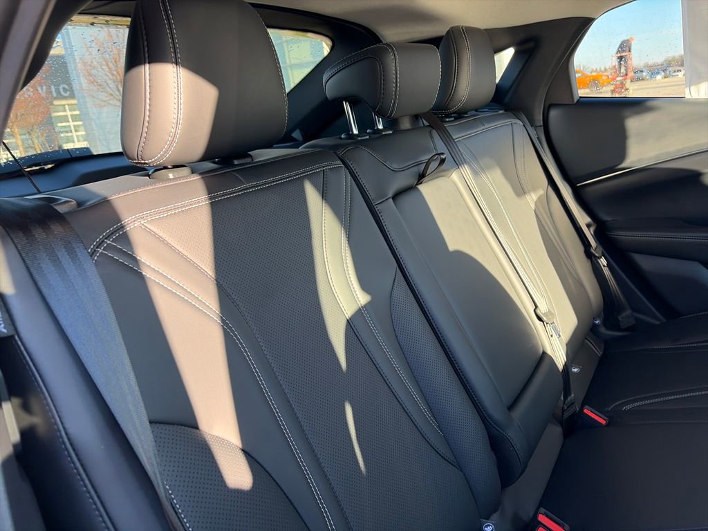 Used 2024 Ford Mustang Mach-E Premium image 38