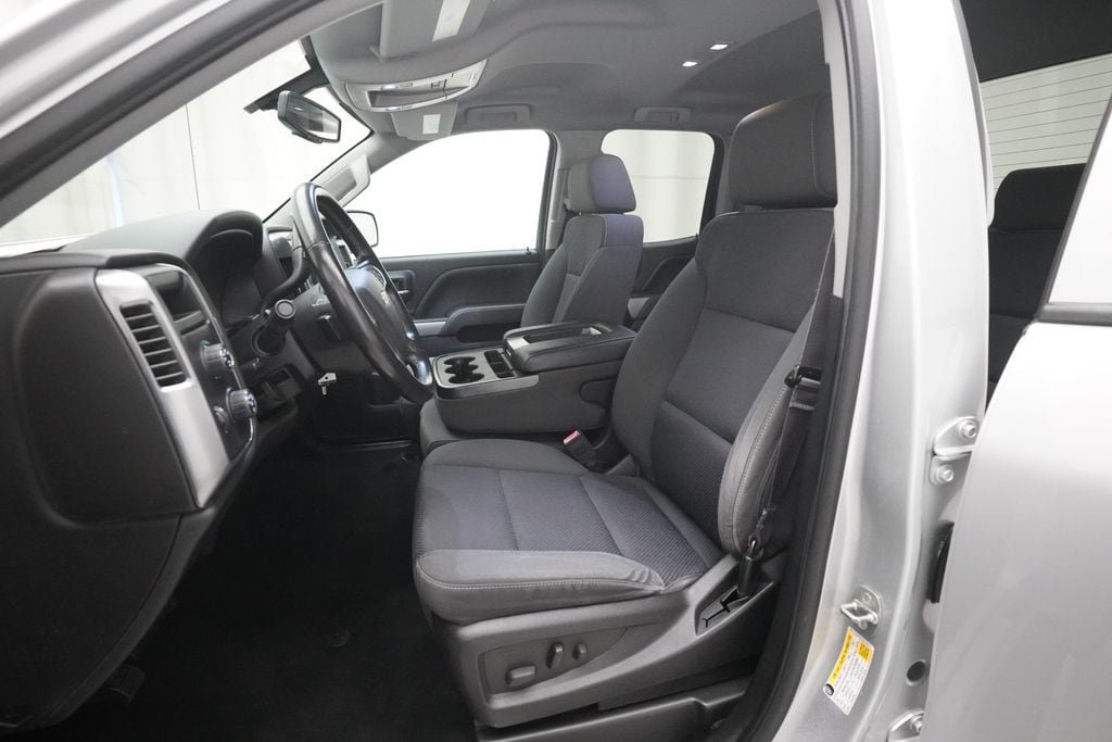 Used 2016 Chevrolet Silverado 1500 LT w/ All Star Edition AWD/4WD image 7