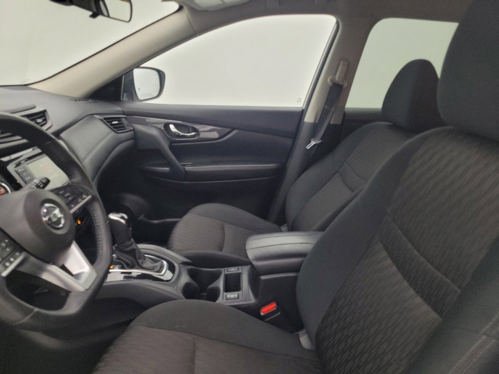 Used 2020 Nissan Rogue SV image 17