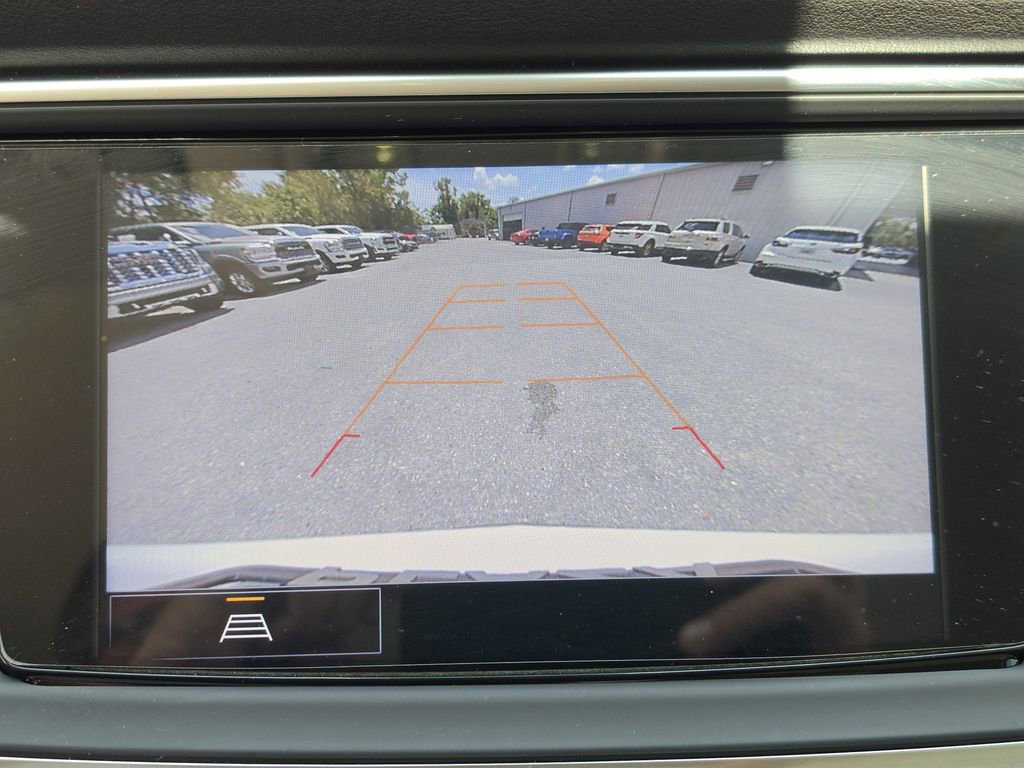Used 2023 Buick Enclave Essence FWD image 22