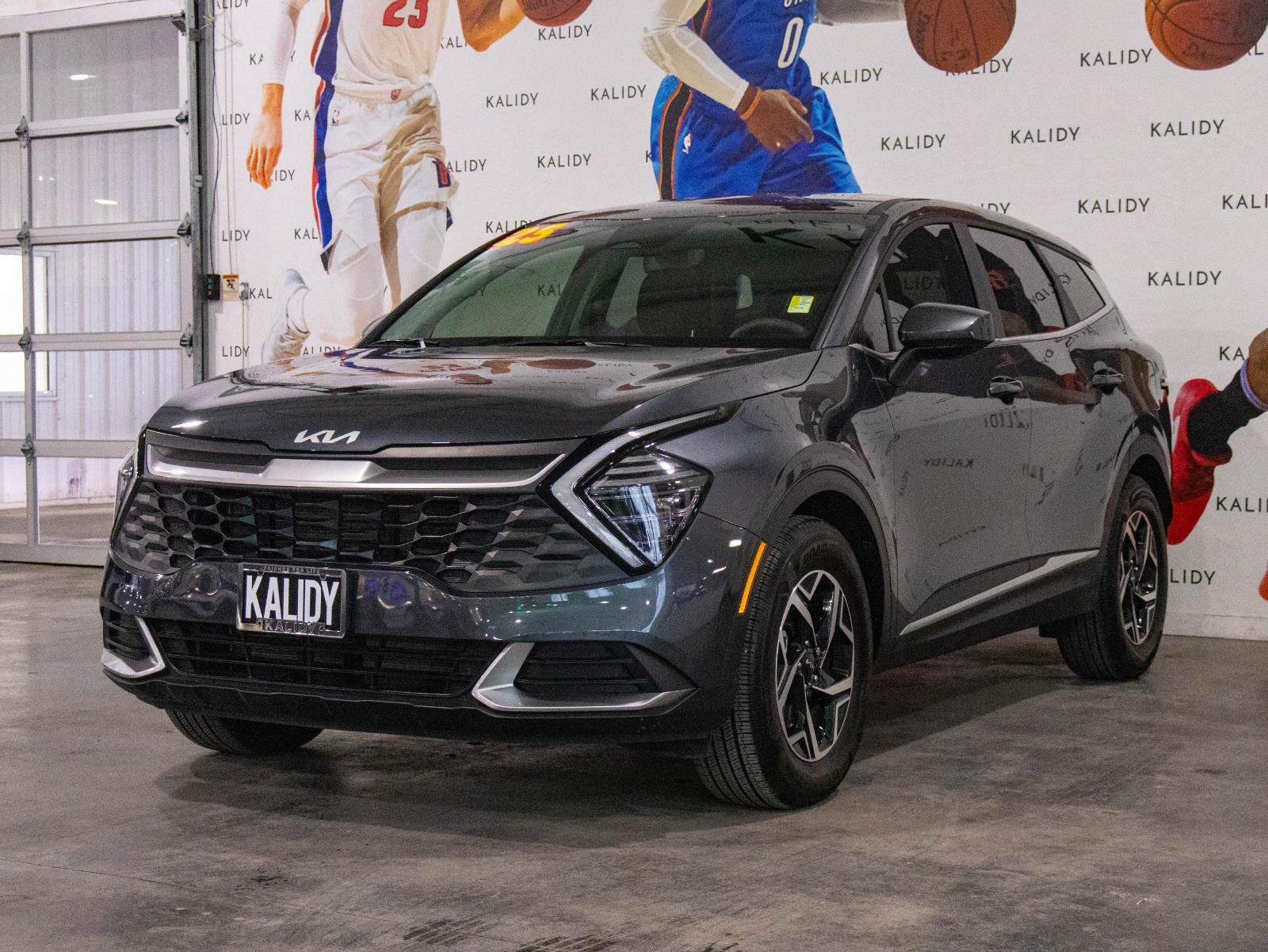 Used 2025 Kia Sportage LX image 20