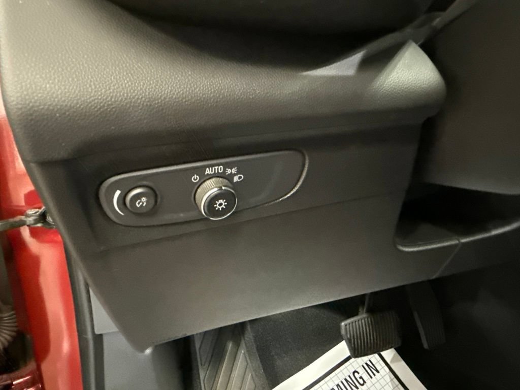 Used 2022 Buick Envision Preferred AWD/4WD image 23