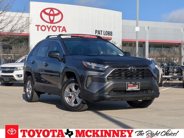 Used 2025 Toyota RAV4 LE image 1