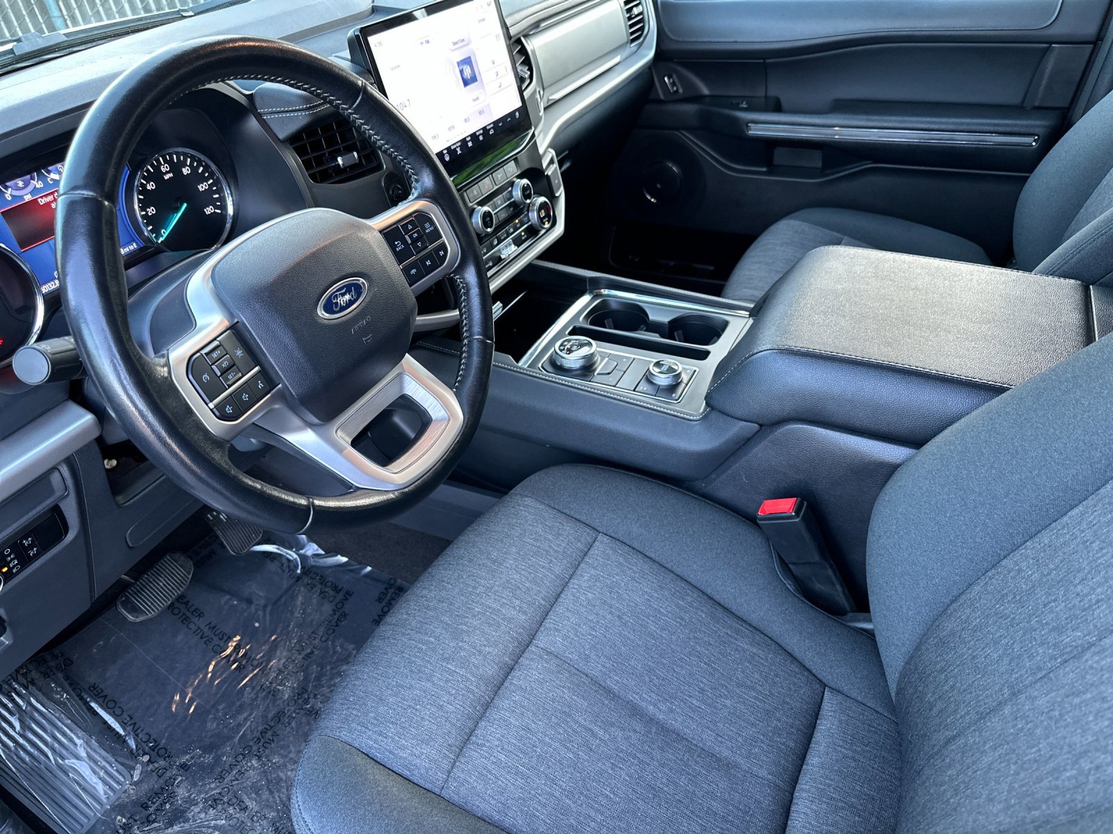 Certified 2024 Ford Expedition Max XLT image 10