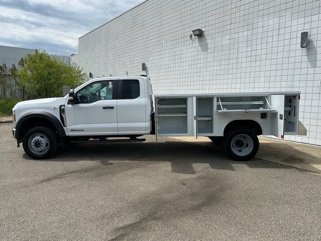 New 2026 Ford F550 4x4 SuperCab Super Duty image 2