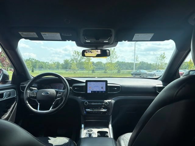 Used 2020 Ford Explorer Limited w/ Class III Trailer Tow Package RWD image 21