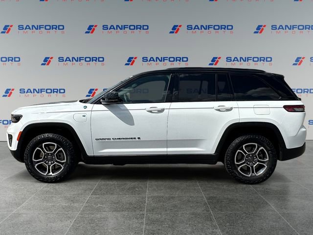 Used 2022 Jeep Grand Cherokee Trailhawk image 2