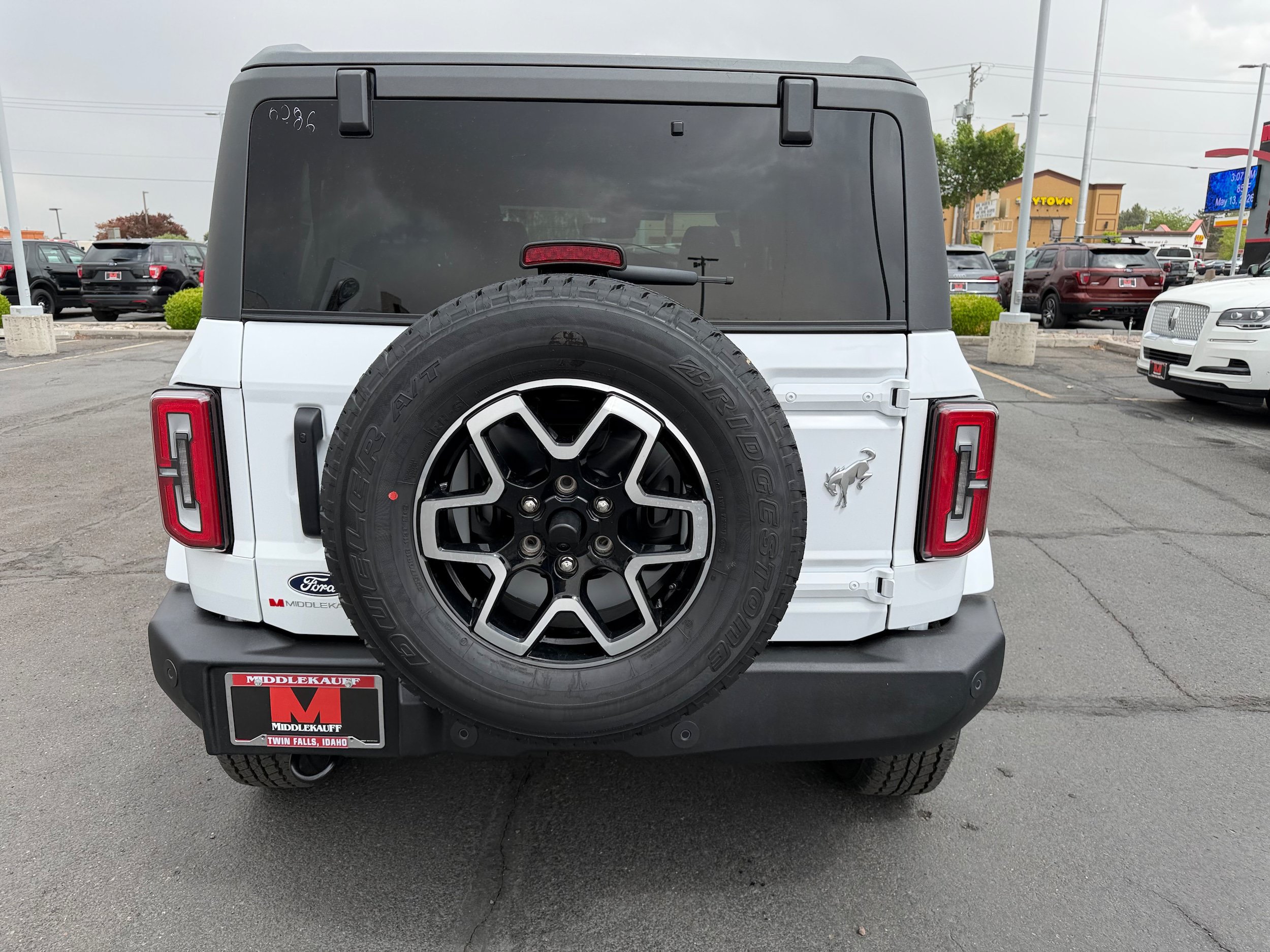 New 2026 Ford Bronco Outer Banks AWD/4WD image 4