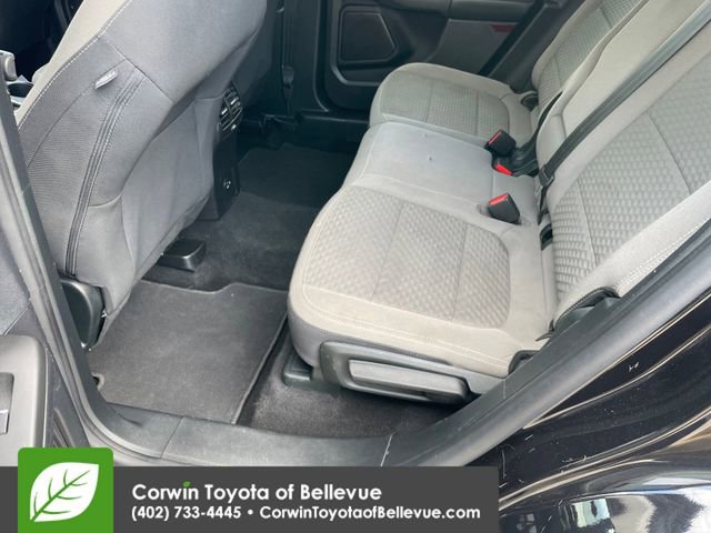 Used 2022 Ford Escape SE w/ SE Sport Appearance Package FWD image 23