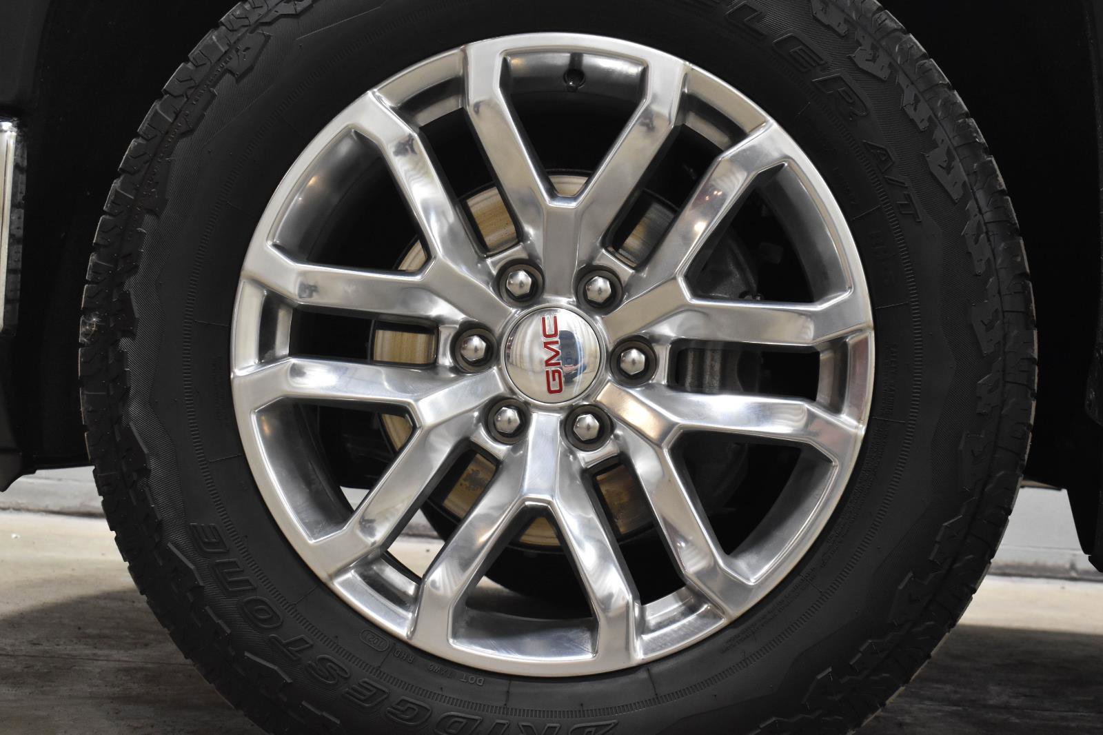 Used 2021 GMC Sierra 1500 SLT w/ SLT Premium Plus Package AWD/4WD image 32
