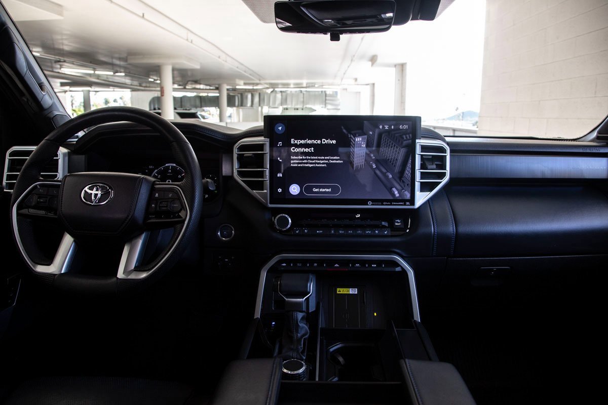 Used 2022 Toyota Tundra Platinum image 11