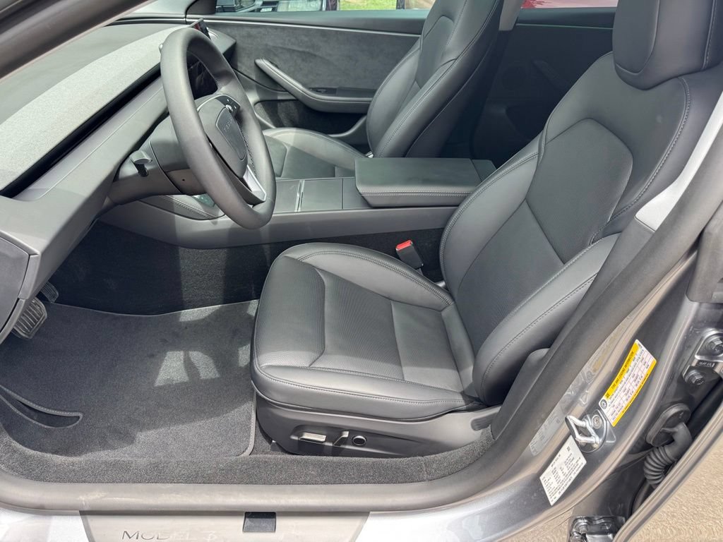 Used 2026 Tesla Model 3 AWD/4WD image 12