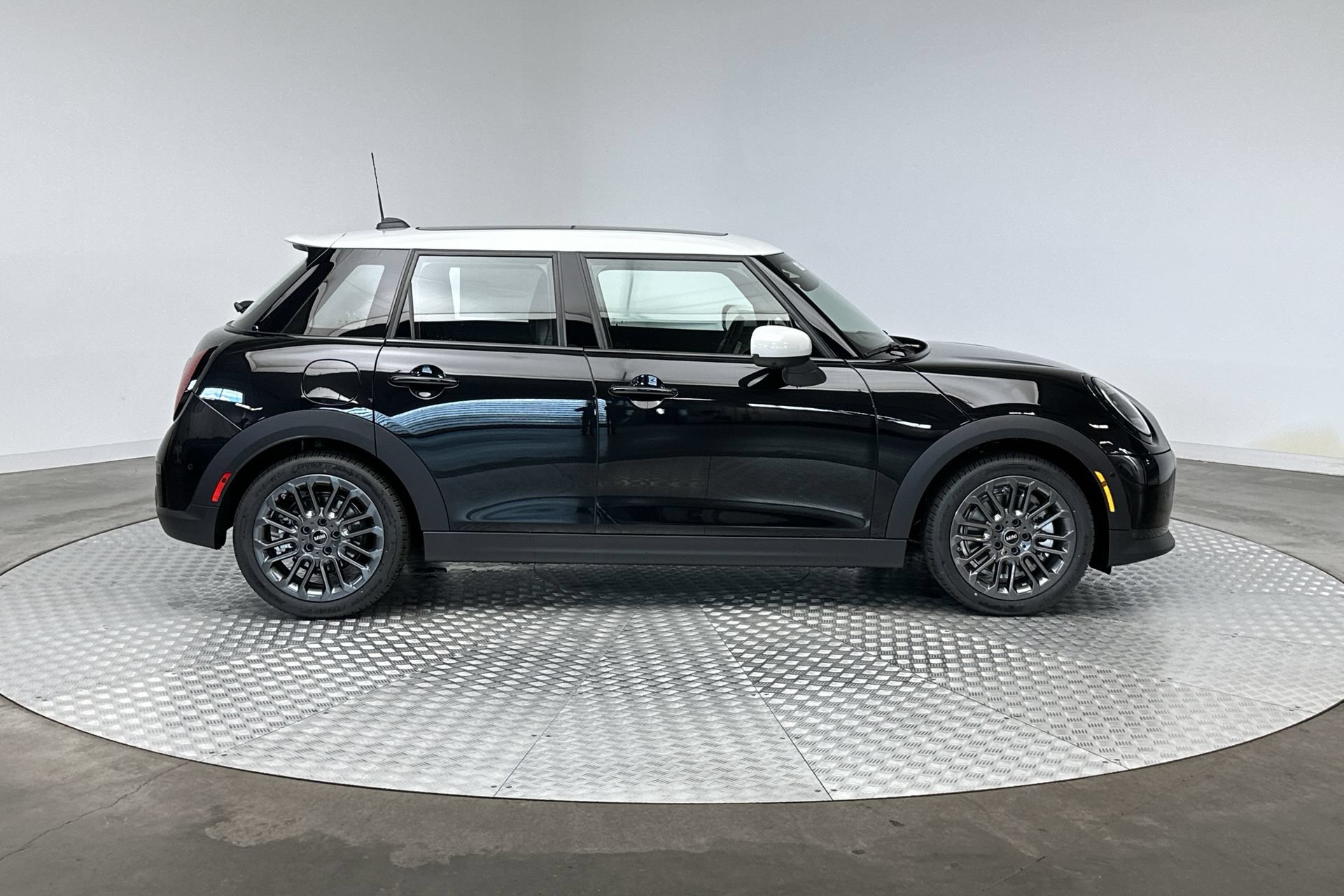 New 2027 MINI Cooper S FWD image 10
