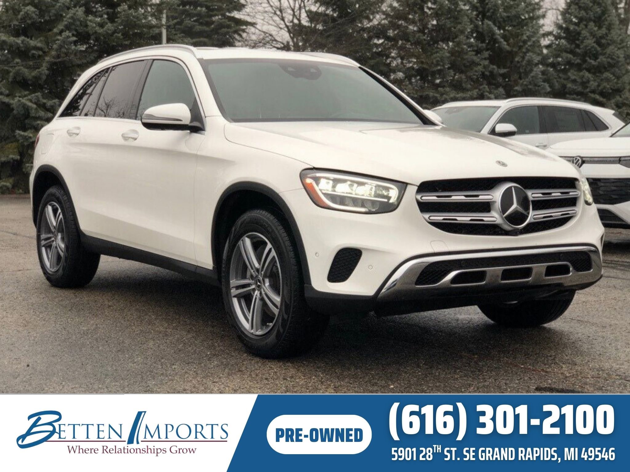 Used 2022 Mercedes-Benz GLC 300 4MATIC w/ Driver Assistance Package image 1