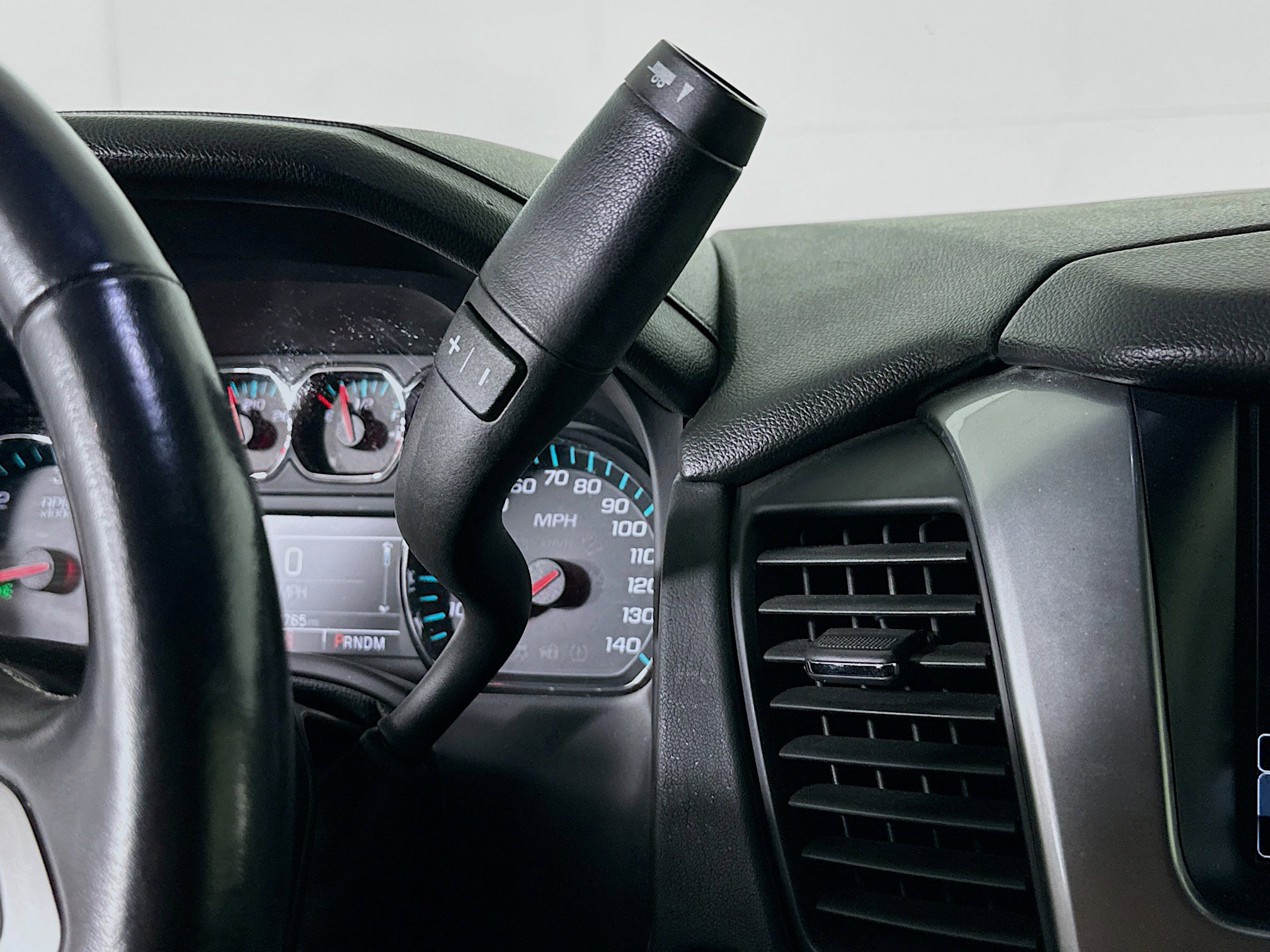 Used 2016 Chevrolet Suburban LTZ AWD/4WD image 25