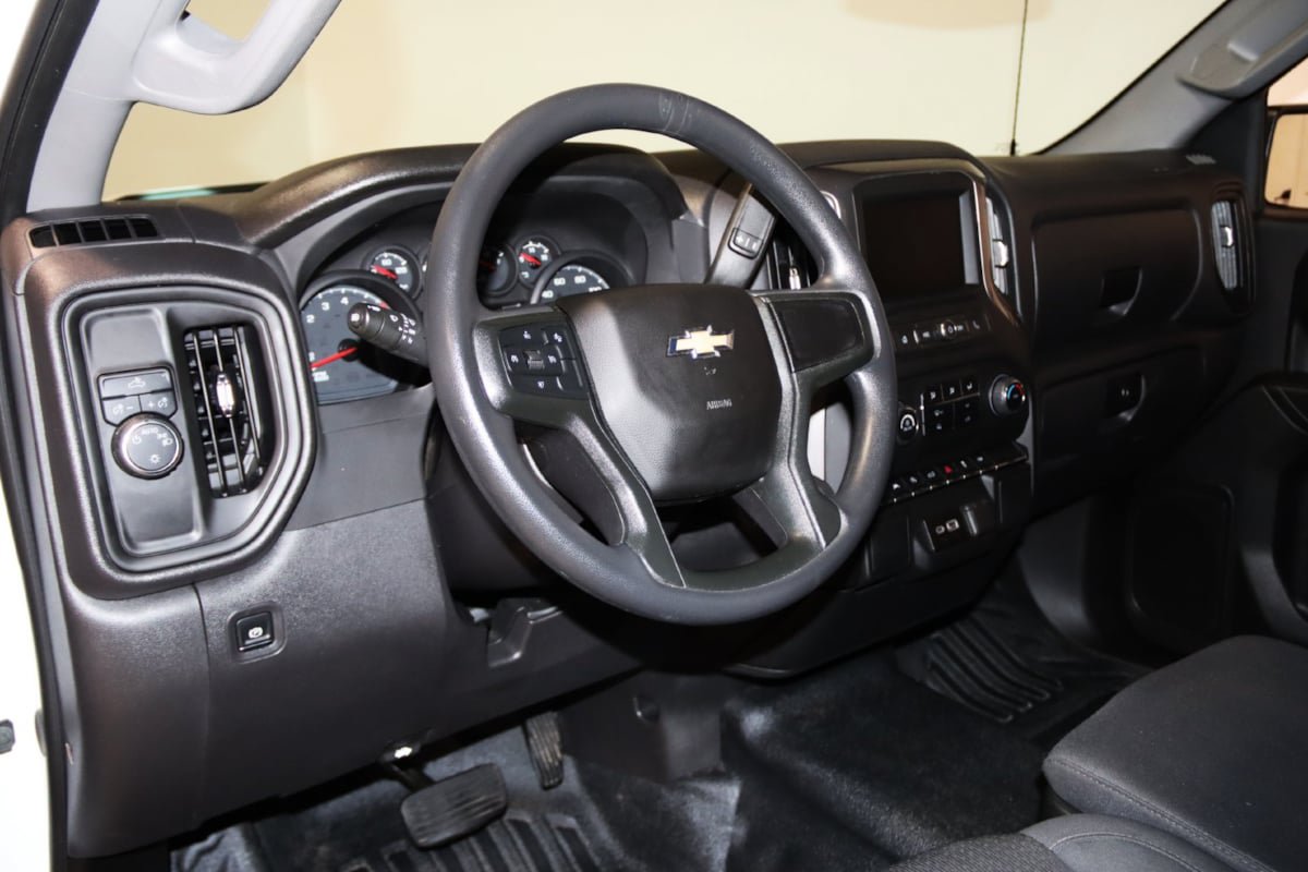 Used 2025 Chevrolet Silverado 1500 W/T RWD image 40