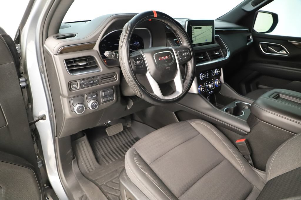 Used 2022 GMC Yukon SLE w/ Gmc Pro Safety Plus Package RWD image 15