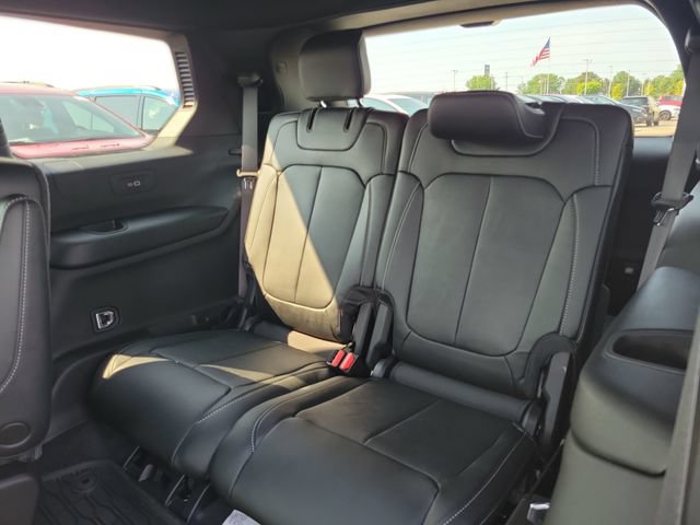 New 2026 Jeep Grand Cherokee L Limited AWD/4WD image 9