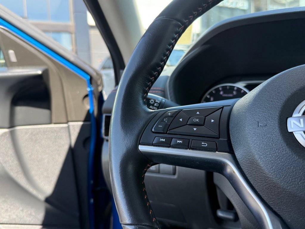 Used 2025 Nissan Sentra SR w/ SR Premium Package FWD image 20