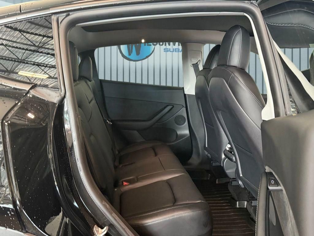 Used 2021 Tesla Model Y Long Range image 7