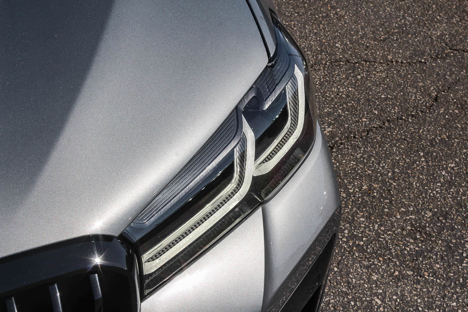 Used 2023 BMW M550i xDrive w/ Executive Package AWD/4WD image 10