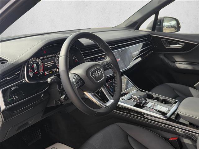 Used 2025 Audi Q7 3.0T Premium Plus w/ Premium Plus Package image 13