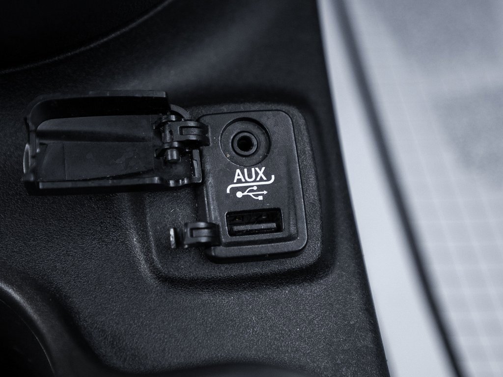 Used 2015 FIAT 500 Abarth w/ Comfort/Convenience Group image 20