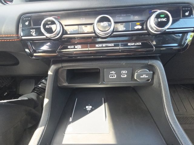 Used 2025 Honda Pilot TrailSport image 33