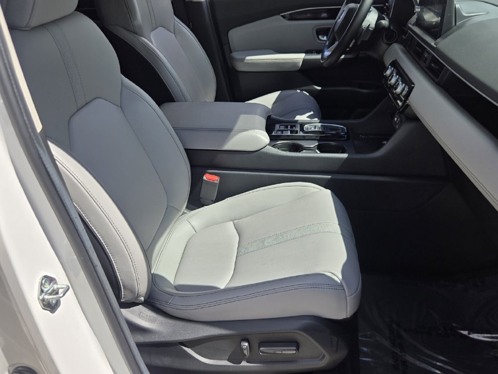 Certified 2024 Honda Pilot EX-L image 17
