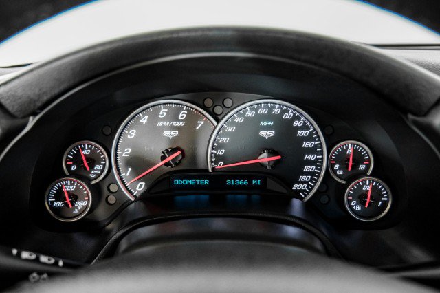 Used 2013 Chevrolet Corvette Grand Sport w/ 3LT Preferred Equipment Group RWD image 17