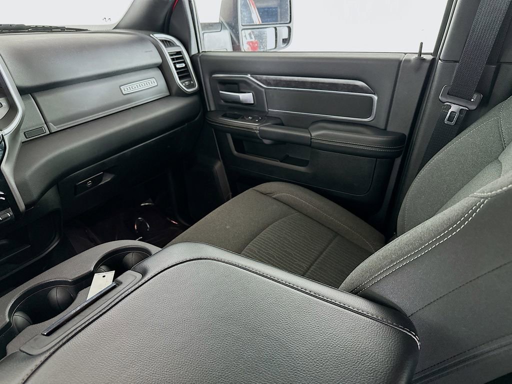 Certified 2024 RAM 2500 Big Horn w/ Sport Appearance Package image 33