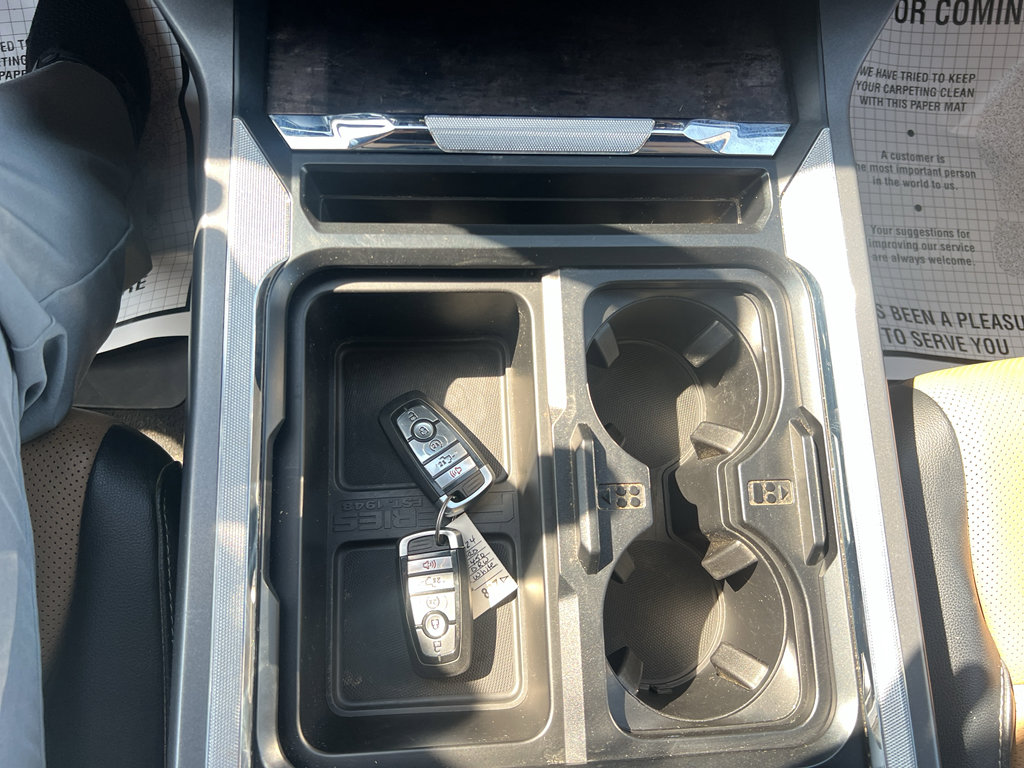 Used 2024 Ford F450 Lariat w/ Lariat Ultimate Package image 28