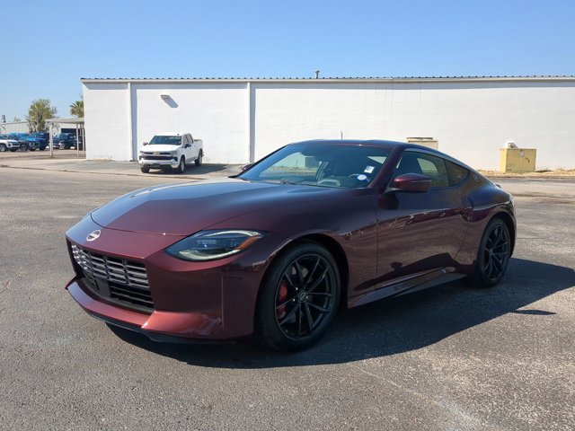 Certified 2025 Nissan Z Performance w/ Floor Mat Package RWD image 8