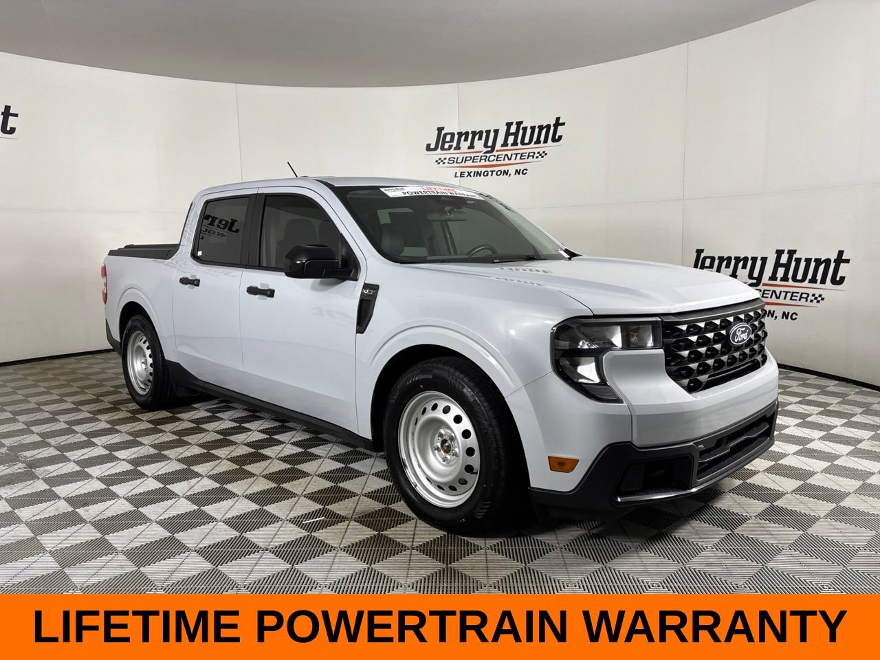 Used 2025 Ford Maverick XLT w/ XLT Luxury Package AWD/4WD image 4