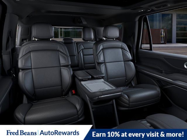 New 2027 Lincoln Navigator Reserve w/ Jet Appearance Package AWD/4WD image 16