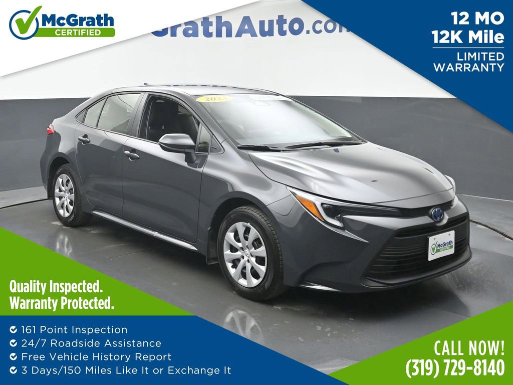 Used 2025 Toyota Corolla LE image 1