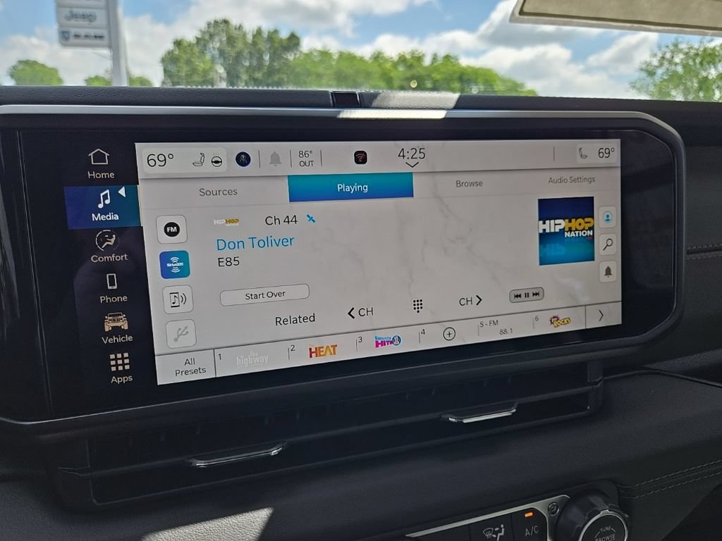 New 2026 Jeep Gladiator Mojave AWD/4WD image 58