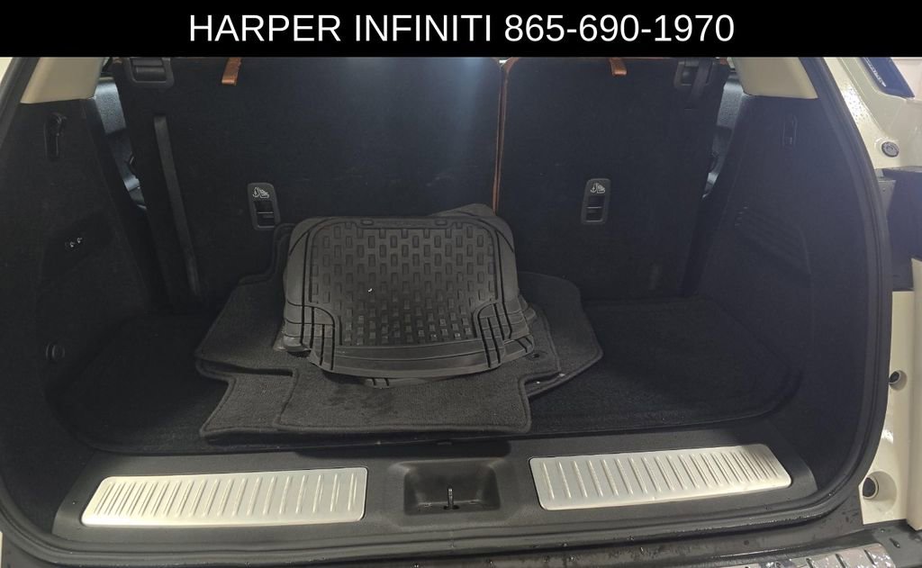 Used 2023 INFINITI QX60 Sensory w/ Cargo Package AWD/4WD image 10