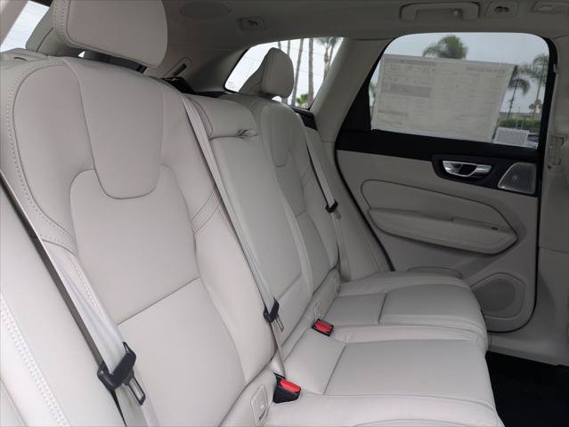 New 2026 Volvo XC60 B5 Ultra w/ Climate Package PRO AWD/4WD image 13