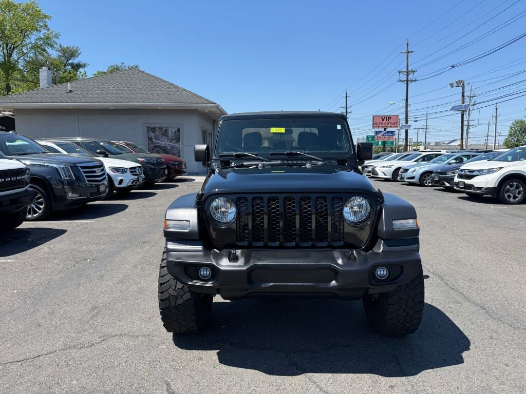 Used 2020 Jeep Gladiator Sport w/ Quick Order Package 24S AWD/4WD image 2